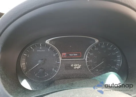 2015 Nissan Altima 2.5 из США, поврежденный, VIN 1N4AL3AP8FC481914